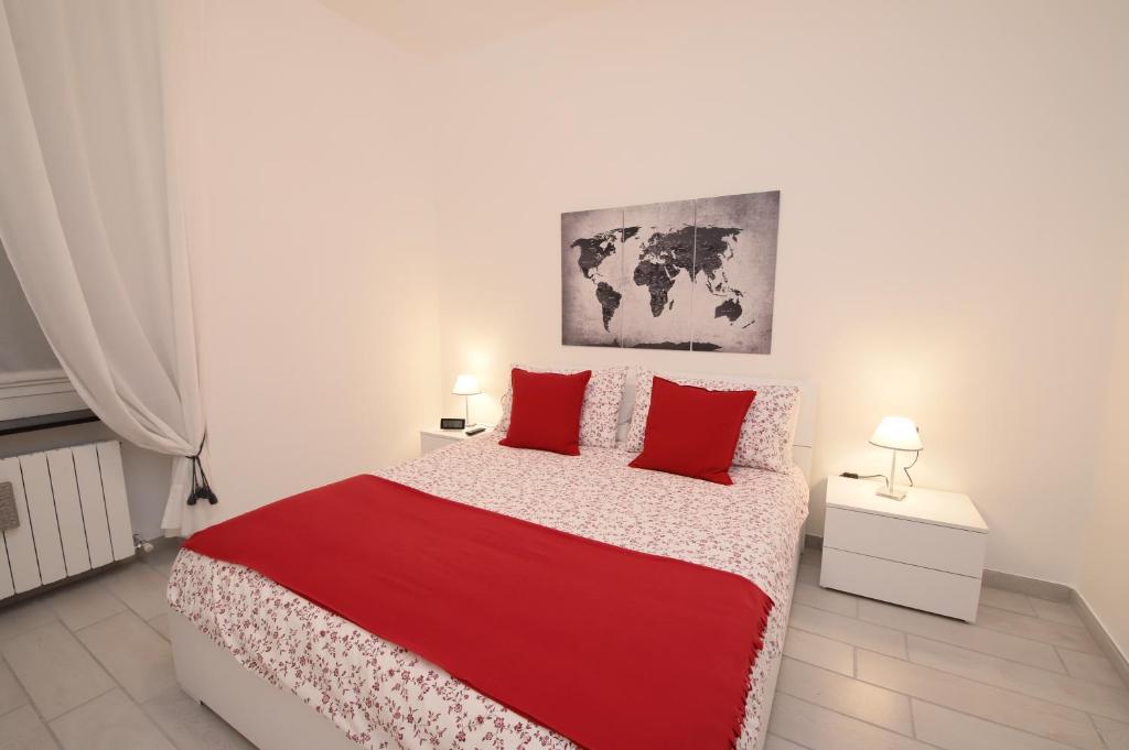 A due passi dalla LANTERNA room 1