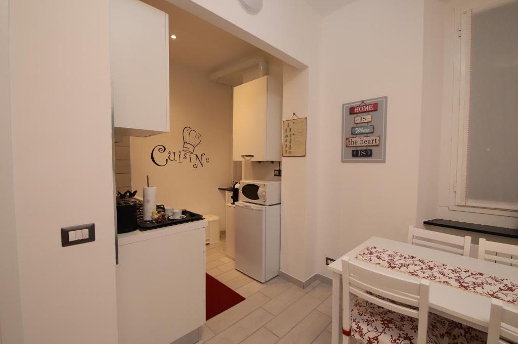 A due passi dalla LANTERNA room 2